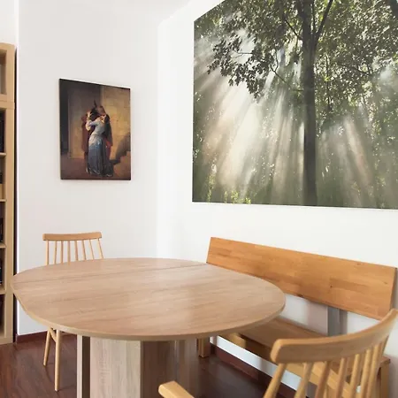 Youhosty - Lagosta 9 Appartement